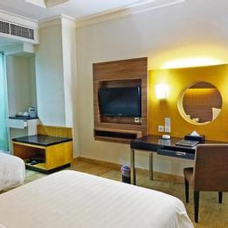 Grand Basko Hotel Padang  Eksteriør billede