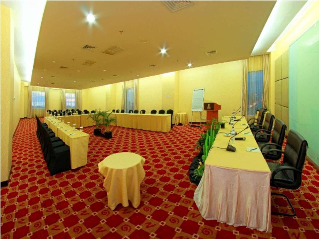 Grand Basko Hotel Padang  Eksteriør billede