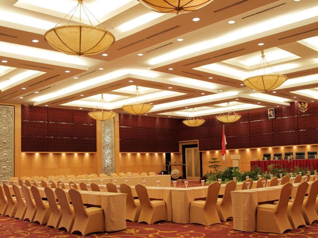 Grand Basko Hotel Padang  Eksteriør billede