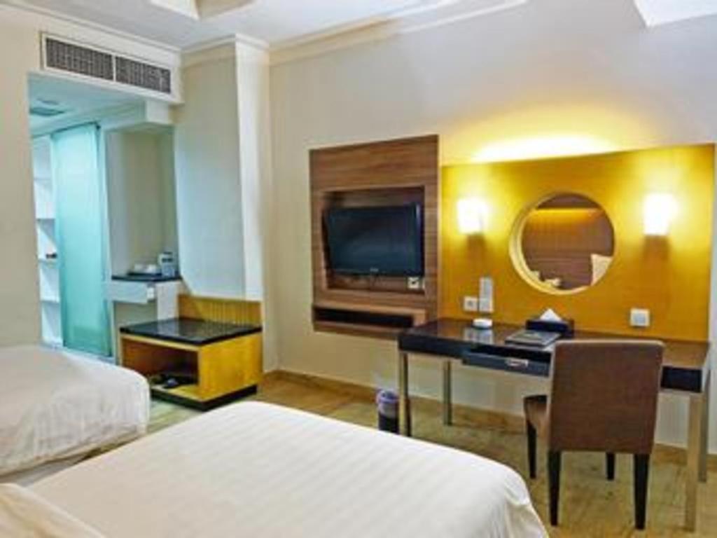 Grand Basko Hotel Padang  Eksteriør billede