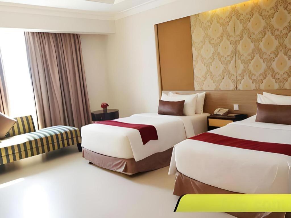 Grand Basko Hotel Padang  Eksteriør billede