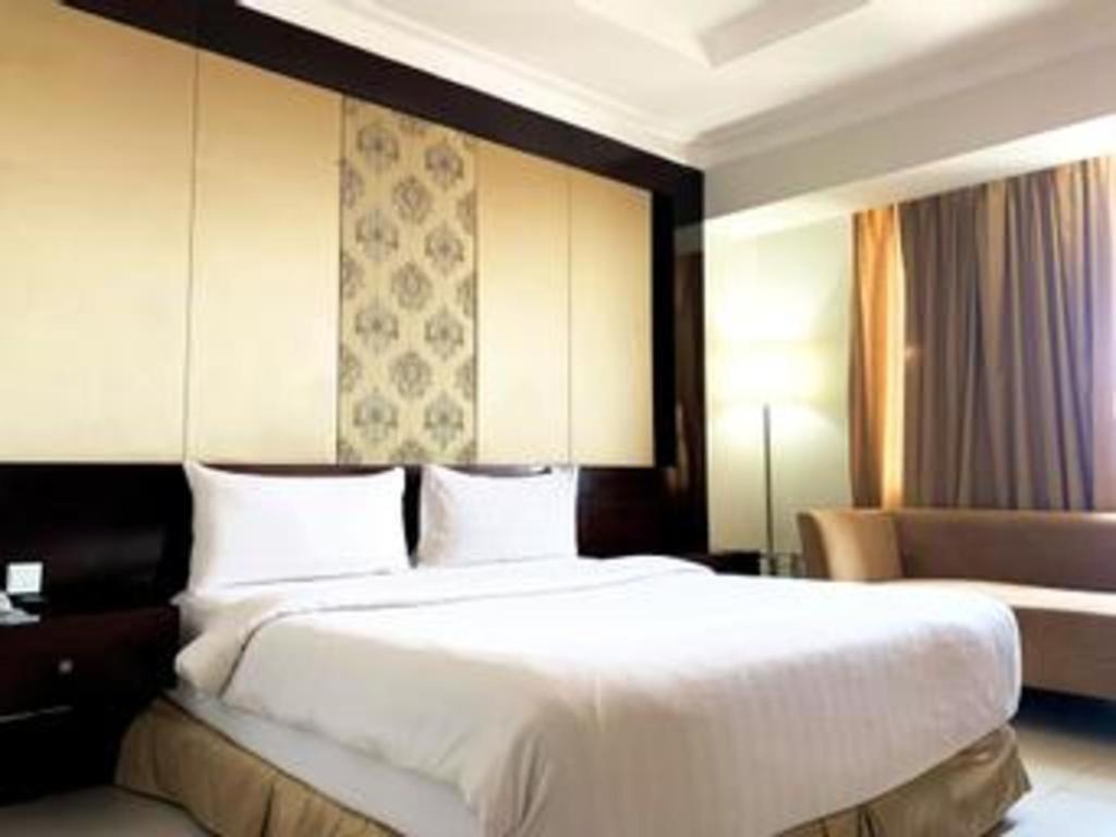 Grand Basko Hotel Padang  Eksteriør billede