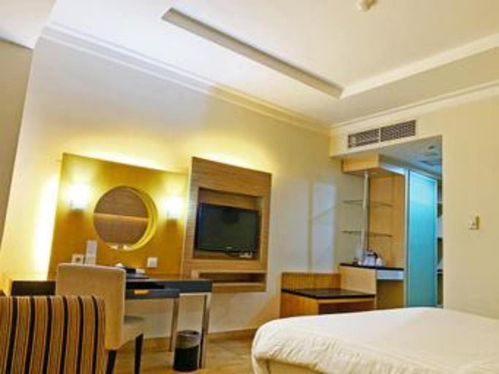 Grand Basko Hotel Padang  Eksteriør billede